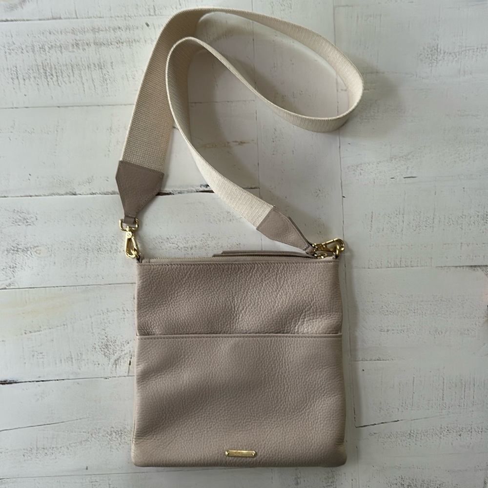 Elegant Beige Crossbody Bag